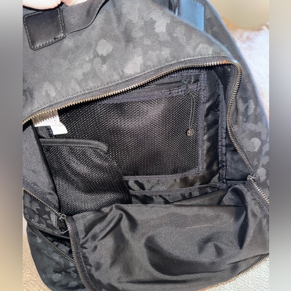 Lululemon backpack - Picture 7 of 7
